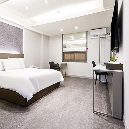 סאונגנאם Regency Hotel מראה חיצוני תמונה