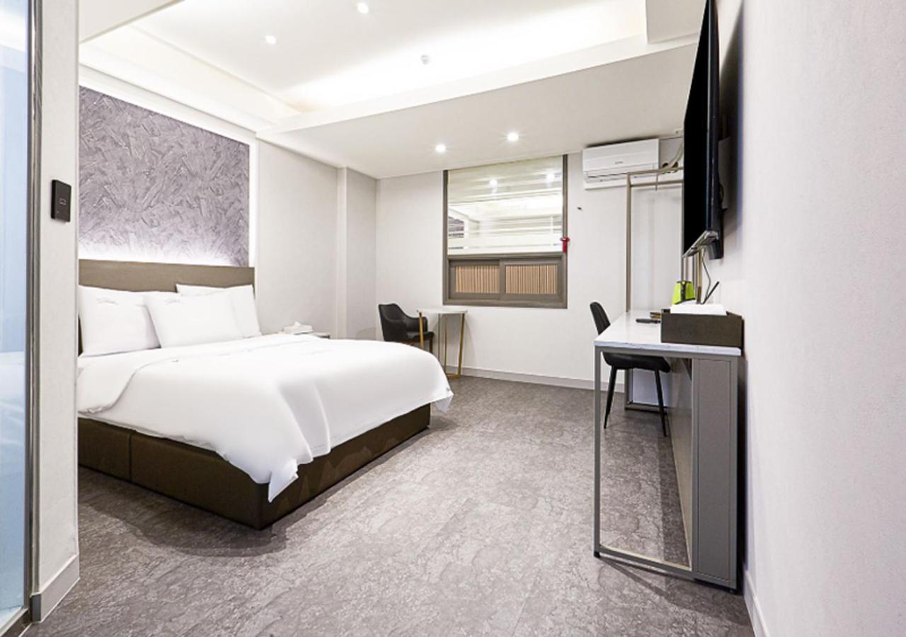 סאונגנאם Regency Hotel מראה חיצוני תמונה
