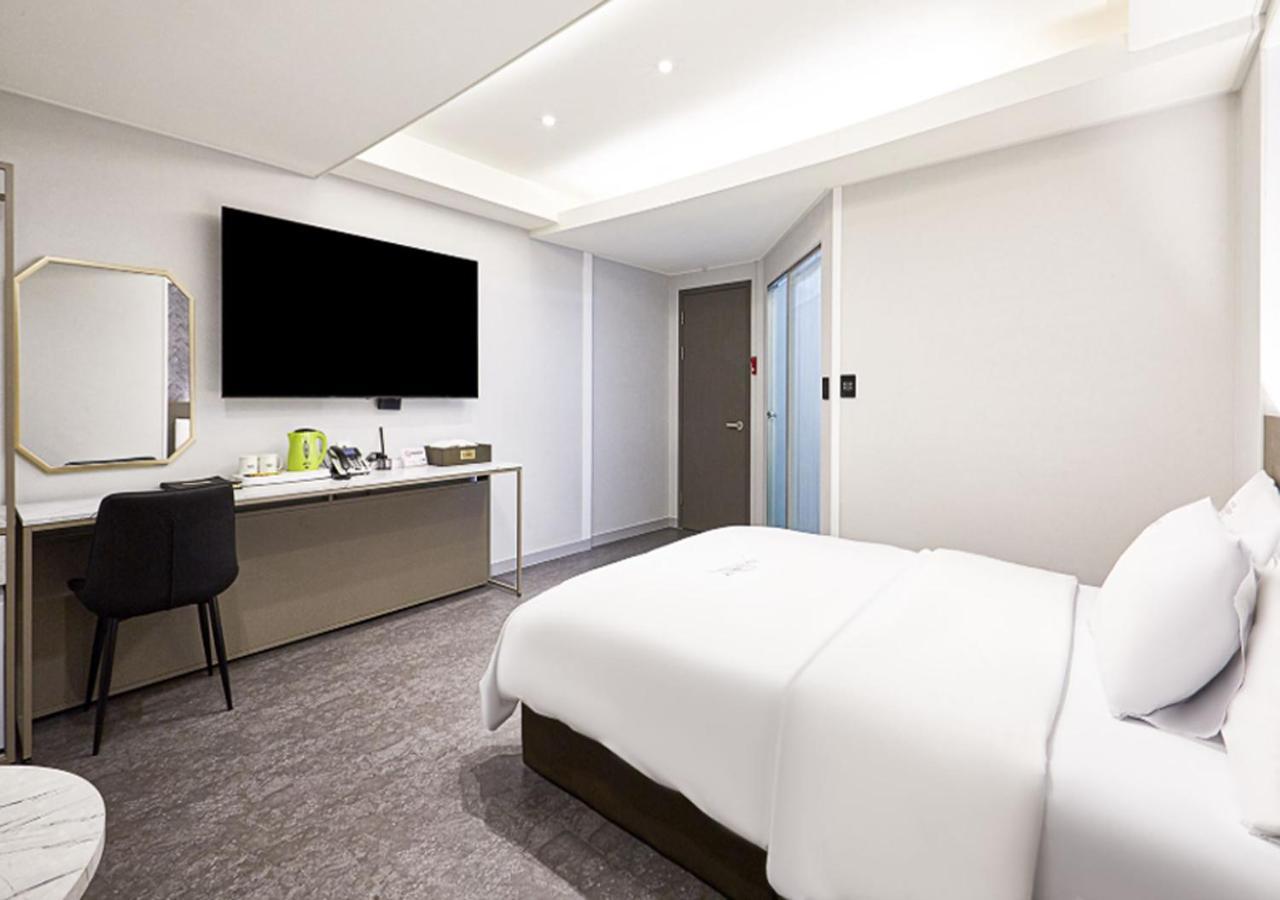סאונגנאם Regency Hotel מראה חיצוני תמונה