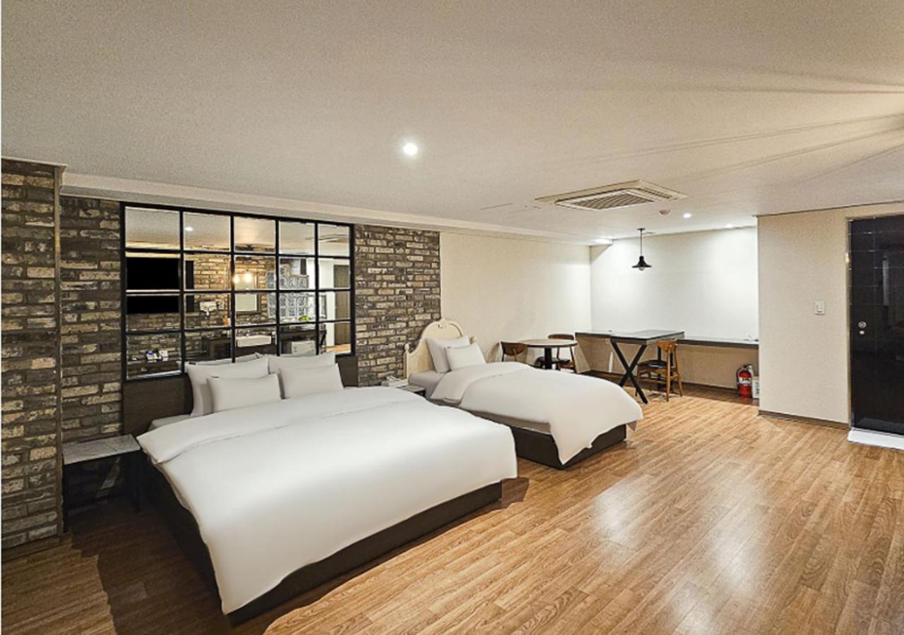 סאונגנאם Regency Hotel מראה חיצוני תמונה