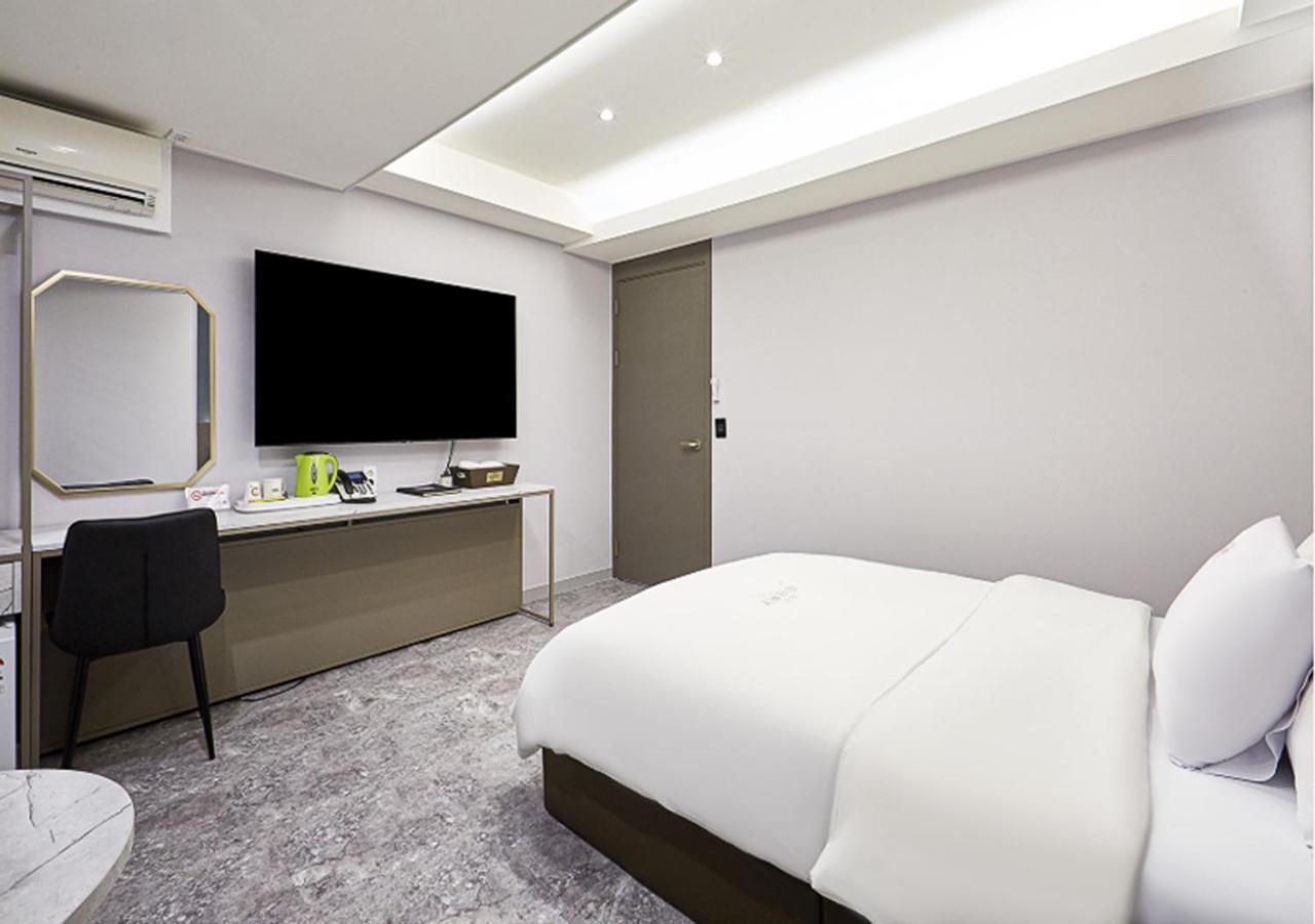 סאונגנאם Regency Hotel מראה חיצוני תמונה