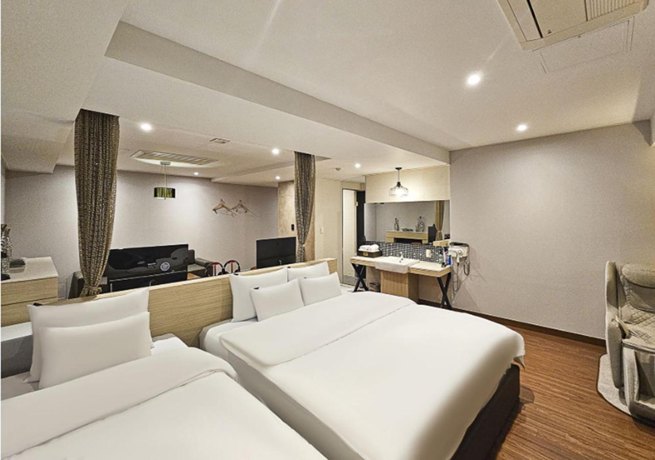 סאונגנאם Regency Hotel מראה חיצוני תמונה