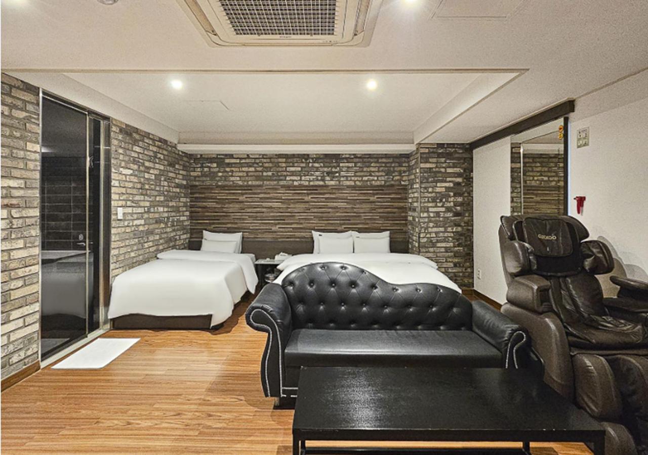 סאונגנאם Regency Hotel מראה חיצוני תמונה