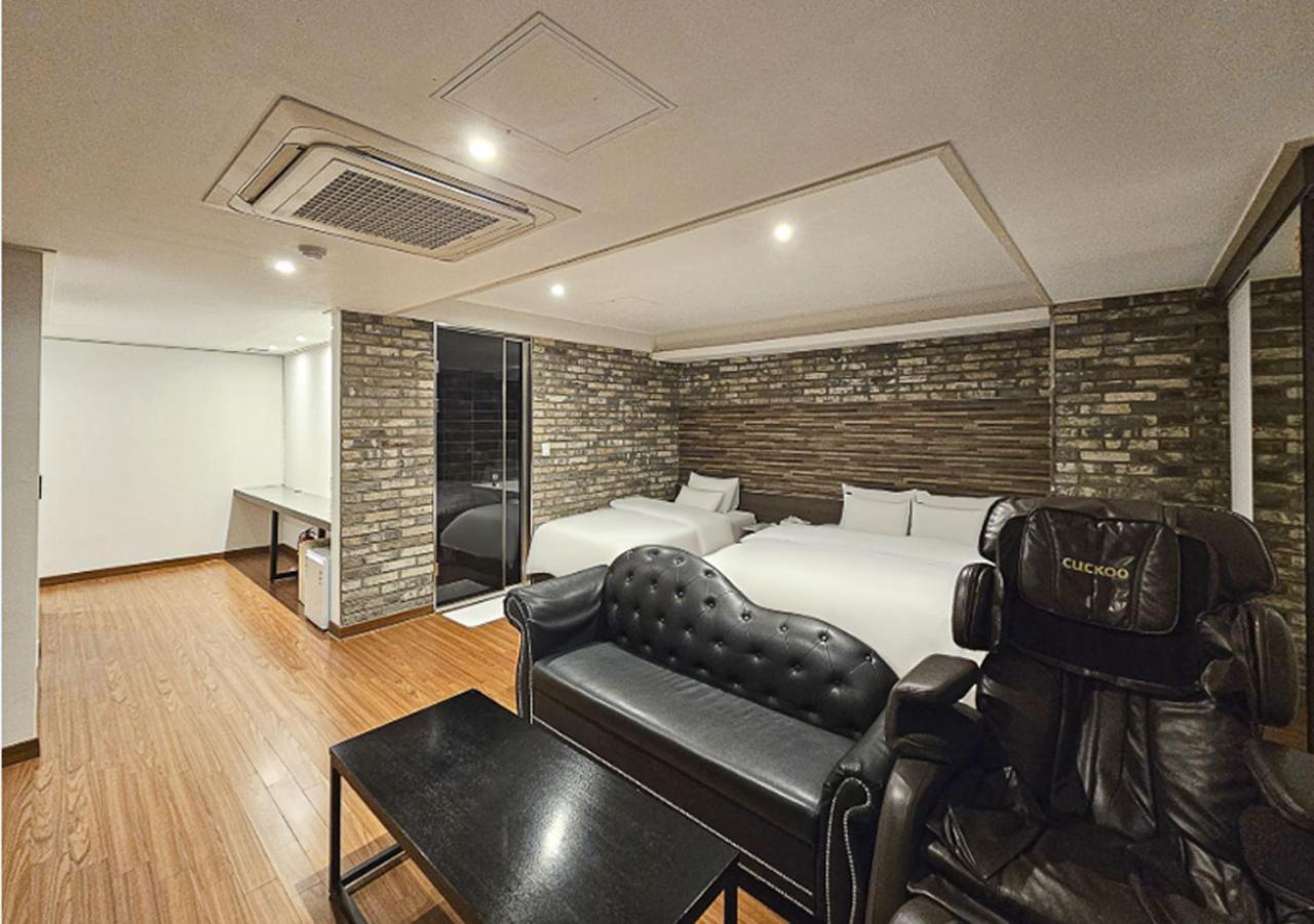 סאונגנאם Regency Hotel מראה חיצוני תמונה