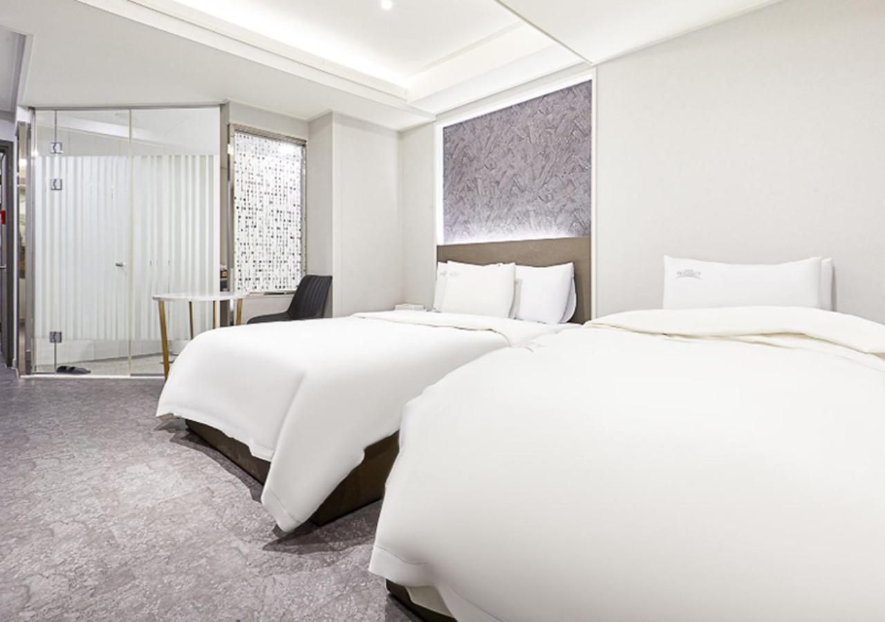 סאונגנאם Regency Hotel מראה חיצוני תמונה