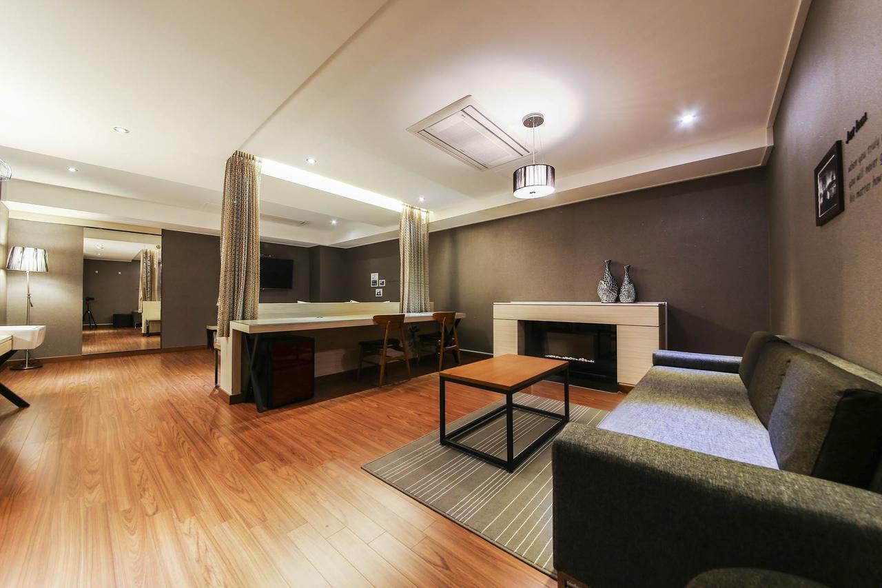 סאונגנאם Regency Hotel מראה חיצוני תמונה